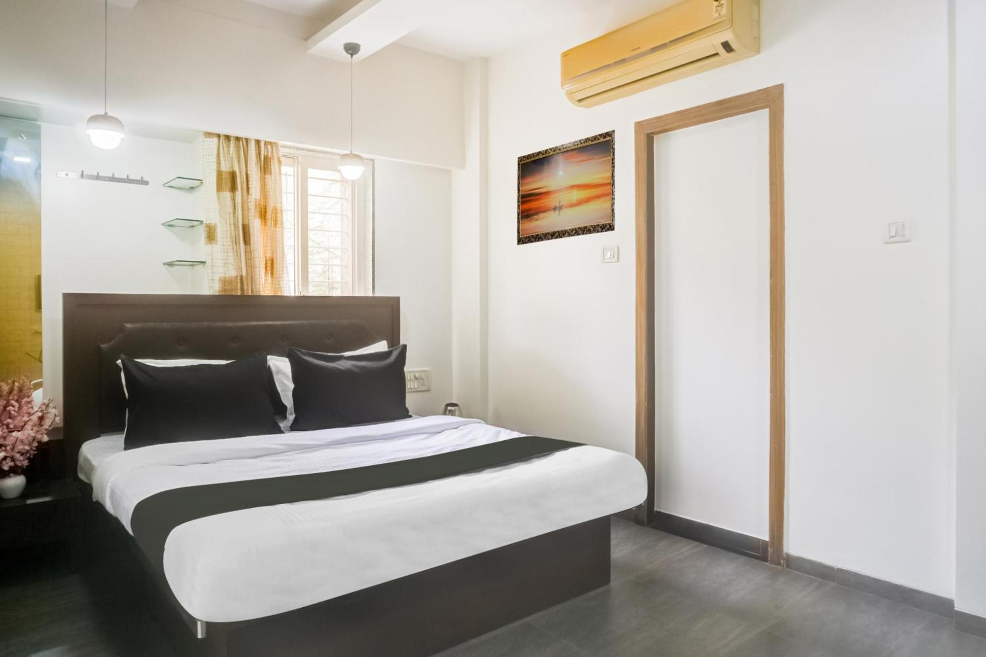 Hotel O Shree Hari プネ エクステリア 写真