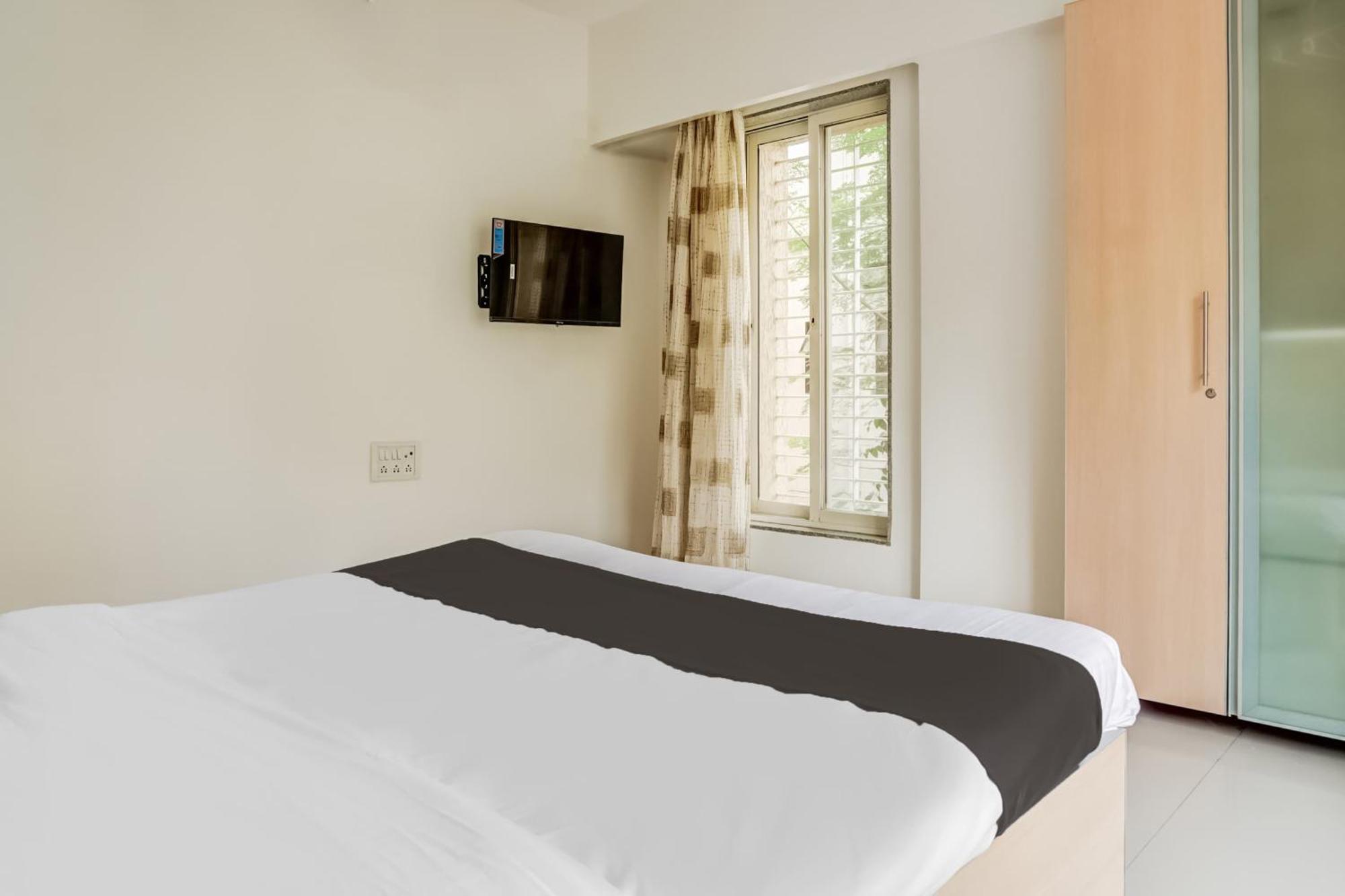 Hotel O Shree Hari プネ エクステリア 写真